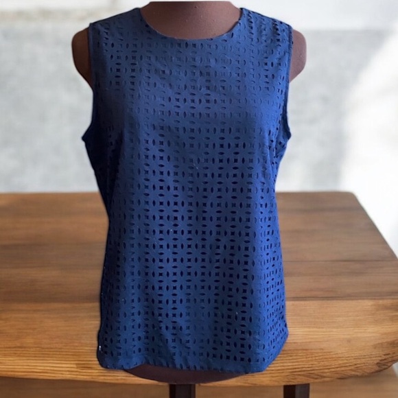 Cynthia Rowley Tops - Cynthia Rowley sleeveless eyelet top